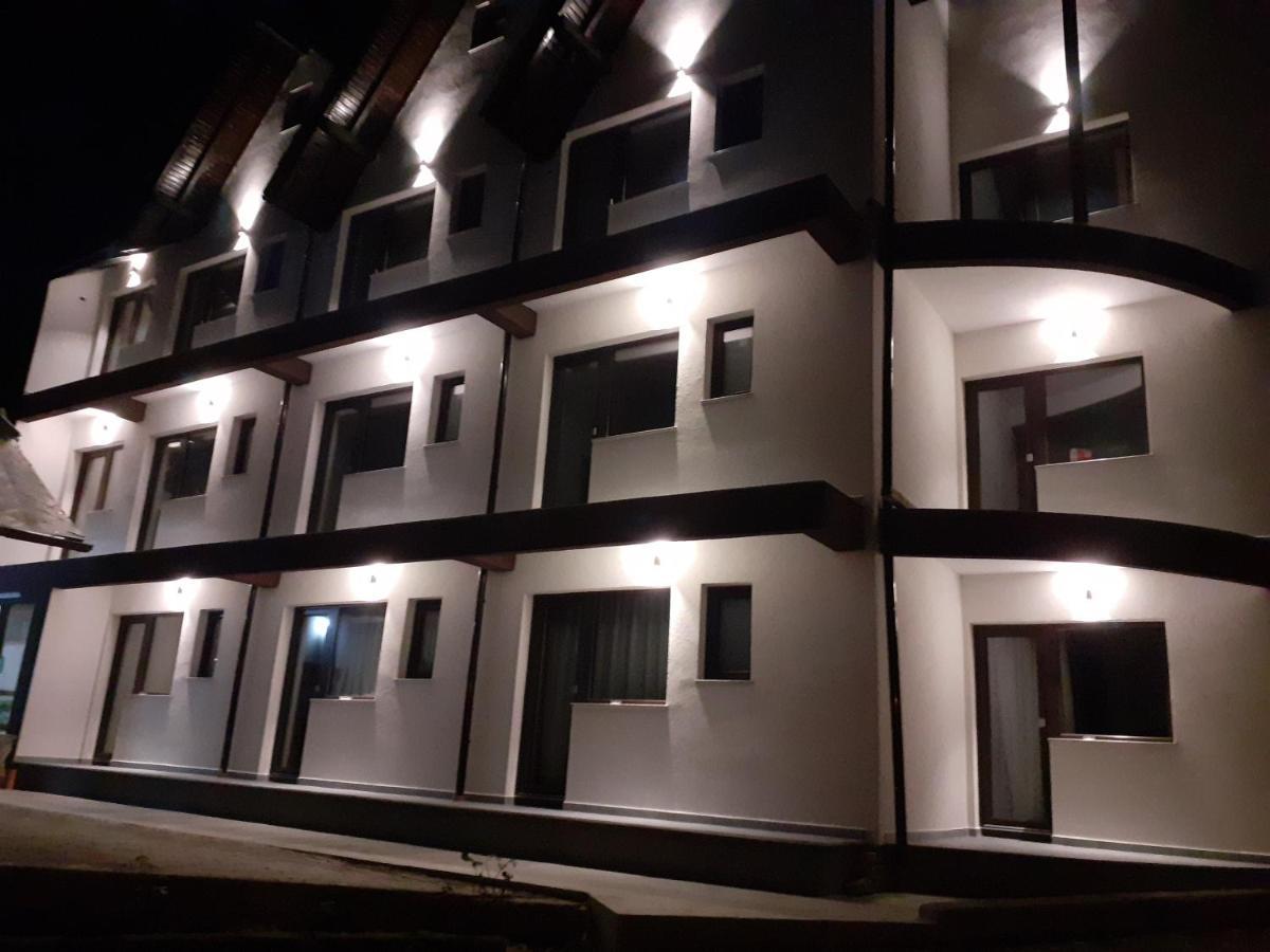 Pensiunea Stefania Lacu Rosu Exterior foto